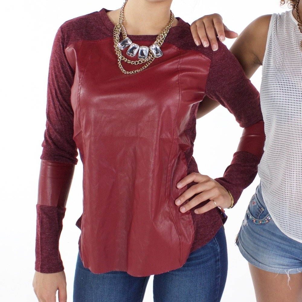 💄Ruby Top